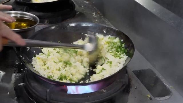 Китайский ресторан. 300 порций в день смотреть онлайн