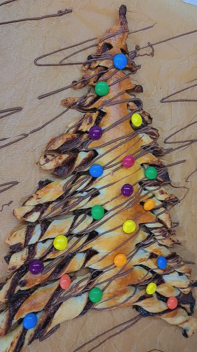 Новогодняя выпечка! Вкусно и очень просто! Деткам понравится!🎄🎄🎄 смотреть онлайн