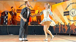 БУГИ-ВУГИ. ТАНЦЕВАЛЬНАЯ ИМПРВИЗАЦИЯ.  Сондре и Таня. #Танцы