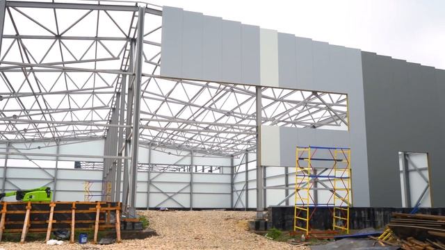 Ангар 1500 м2 из сэндвич-панелей | Часть 3 | Металлоконструкции и монтаж сэндвич-панелей смотреть онлайн