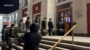 50 призывников из Алтайского края отправились служить в пограничные войска