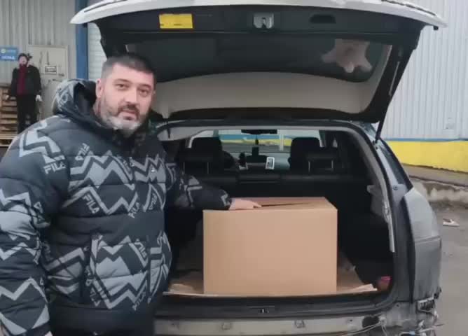 Жители Суворовского района Тульской области отправили партию гуманитарной помощи в Горловку смотреть онлайн