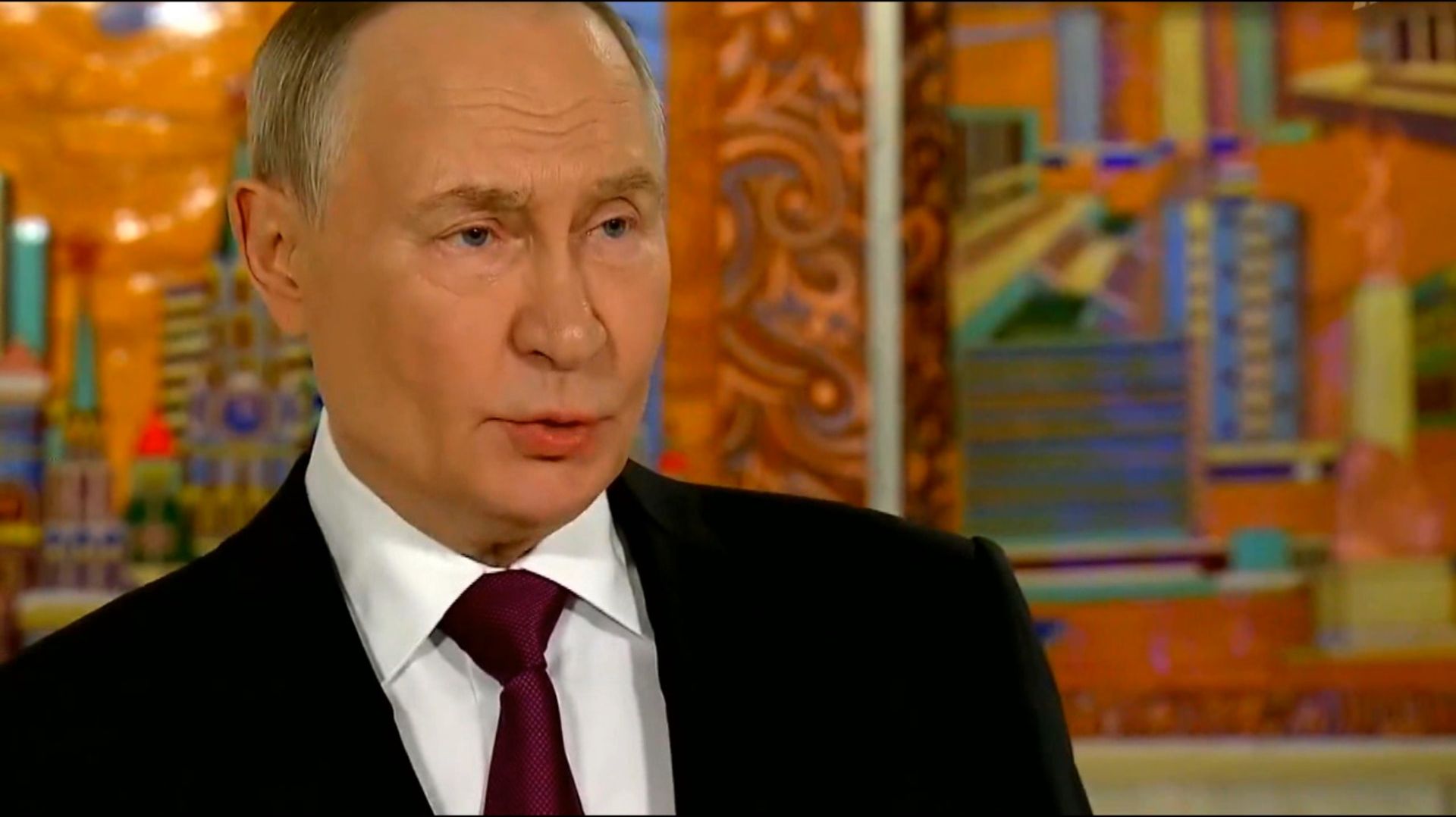 Путин: Россия не собирается воевать с Европой, но если Европа начнет, то мы готовы прямо сейчас смотреть онлайн