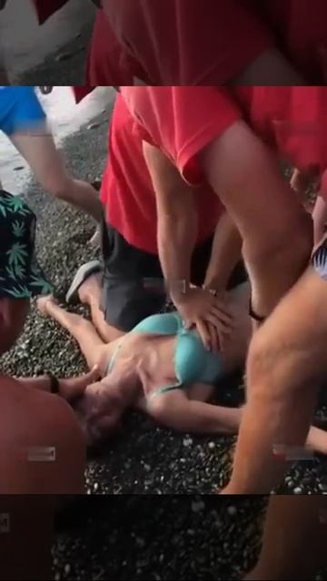 Спасение девушки в Сочи, которая чуть не утонула смотреть онлайн