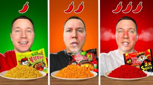 Пробую Все Вкусы Самой Острой Лапши! (Бульдак)