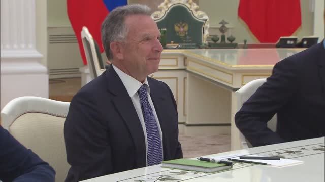 Встреча со спецпосланником Президента США Стивеном Уиткоффом смотреть онлайн