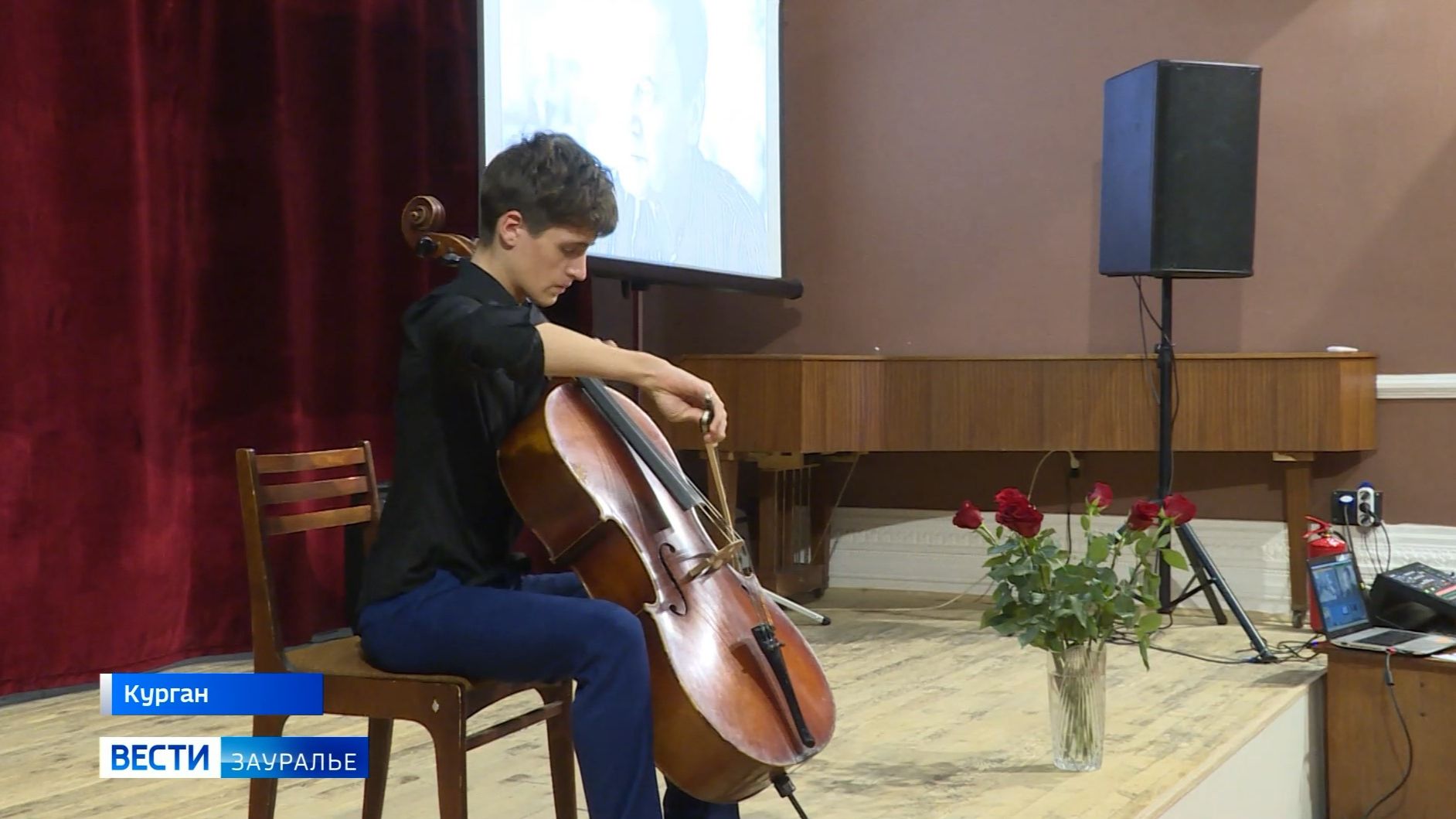 Вечер памяти, посвященный художественному руководителю Сергею Сергеевичу Потапову смотреть онлайн