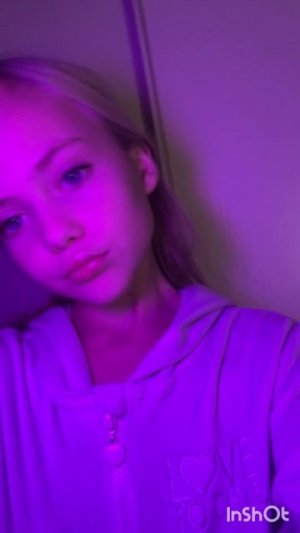 Рил:когда приехала блогерская лампа ❤️💛💜🩷