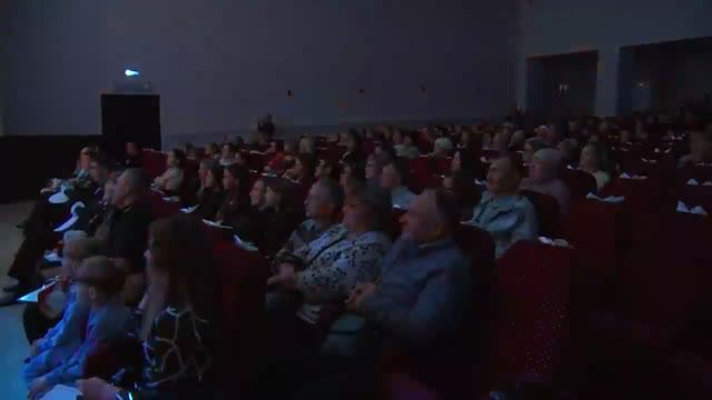 С любовью к мамам смотреть онлайн