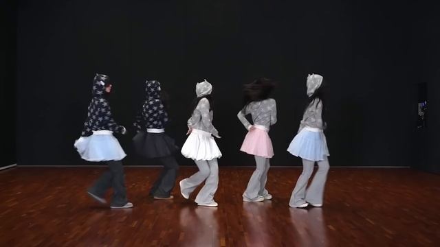 ILLIT - DO THE DANCE DANCE MIRRORED