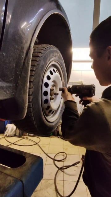 Замена расходников 👍 Меняем ролики и ремень 👍🤝 Катя выспалась пока я бегал по магазинам смотреть онлайн