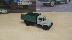 Обзор модели Газ-3307 САЗ-3511, масштаб 1:43, «Deagostini»