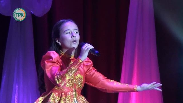 В Новомосковске ко Дню матери приурочили праздничный концерт смотреть онлайн