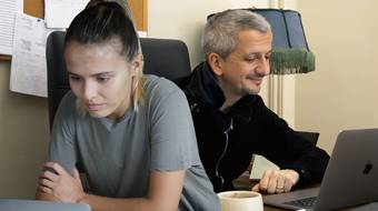 Безопасные связи, 1 сезон, 8 серия смотреть онлайн