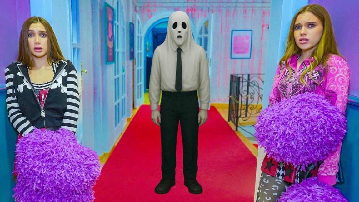 ПРИЗРАК ХОДИТ ПО КОРИДОРАМ НАШЕЙ ШКОЛЫ!!! ДИАНА НЕ ИСПУГАЛАСЬ! смотреть онлайн