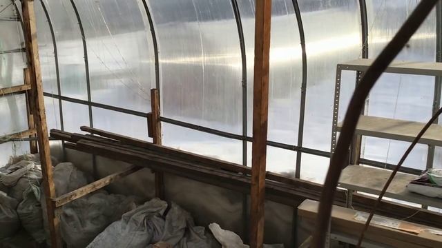 Придомовая теплица помогает мне вырастить здоровую рассаду. 2022 год. смотреть онлайн