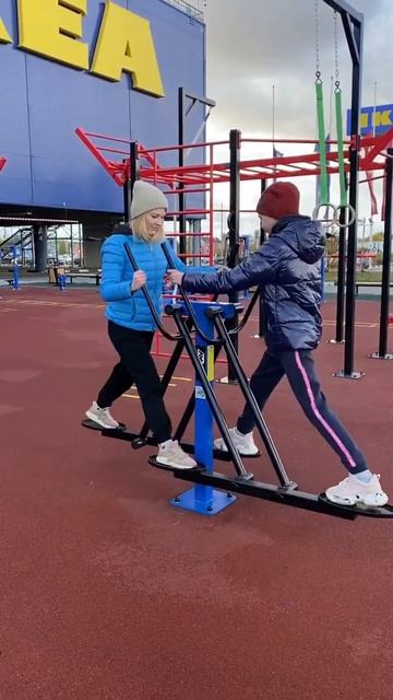 Уличный тренажер лыжный ход двойной AVU038 AVENIR Sport - выполнение упражнения