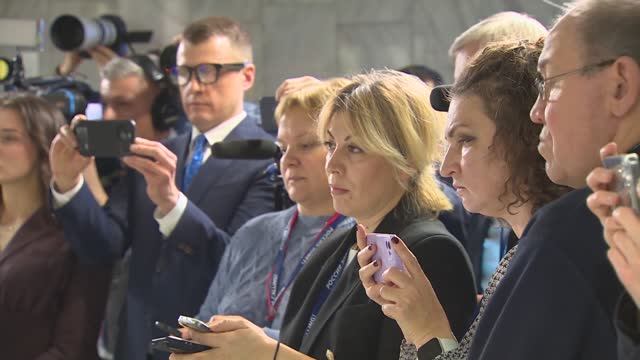 Владимир Путин ответил на вопросы журналистов смотреть онлайн