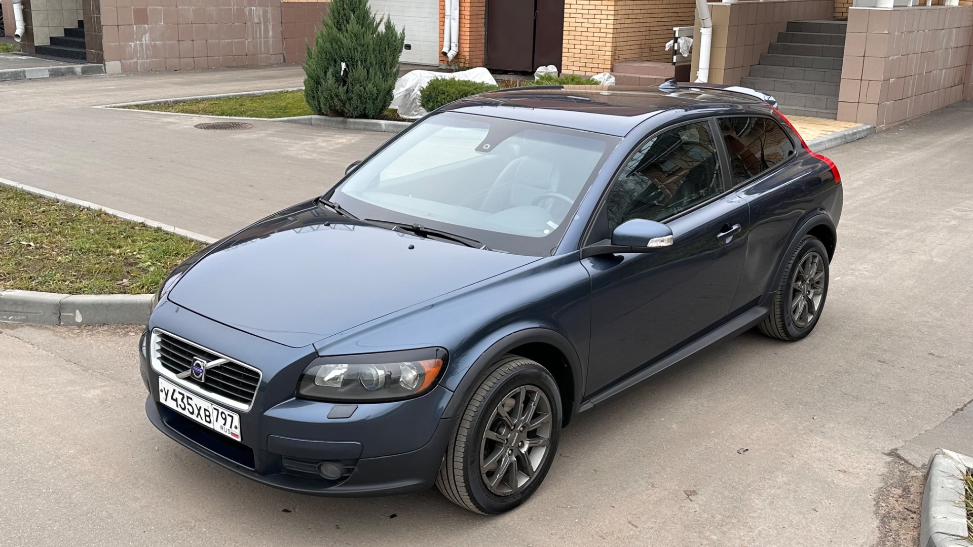 Volvo C30 2.5 230л.с T5 в продаже