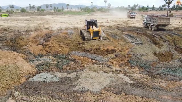 Строительство, очередная территория для засыпки смотреть онлайн