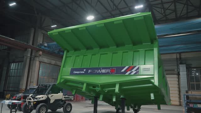 "Северсталь" и "НовосибАРЗ" представили кузов для карьерного самосвала и полуприцеп-автовоз смотреть онлайн