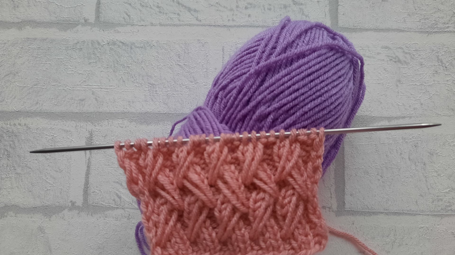 Красивый объемный узор.. смотреть онлайн