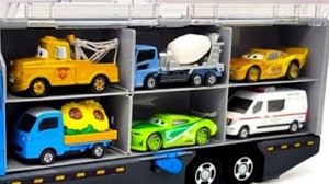 Машинки летают и прыгают! Развивающие мультики Машины помощники. Мультфильмы про машинки