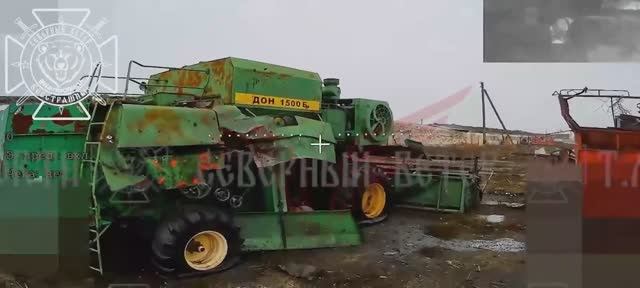 ВСУ попытался спрятаться от оператора дрона под комбайном ДОН-1500Б смотреть онлайн