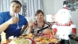 МУКБАНГ// ПРОБУЕМ НОВЫЙ САЛАТИК// ОТМЕЧАЕМ 3000Т ПОДПИСЧИКОВ УРА