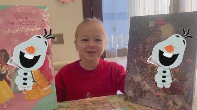 Открываем Адвент календари, что интересного у Ани в календаре принцесс? Предметы красоты девочкам смотреть онлайн