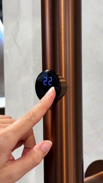 Полотенцесушитель электрический Boheme Oak смотреть онлайн