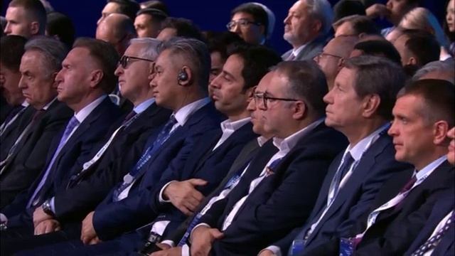 02.12.25_Инвестиционный форум «Россия зовёт!» смотреть онлайн