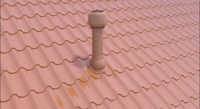 Монтаж проходного элемента VILPE MUOTOKATE и крышного вентилятора смотреть онлайн