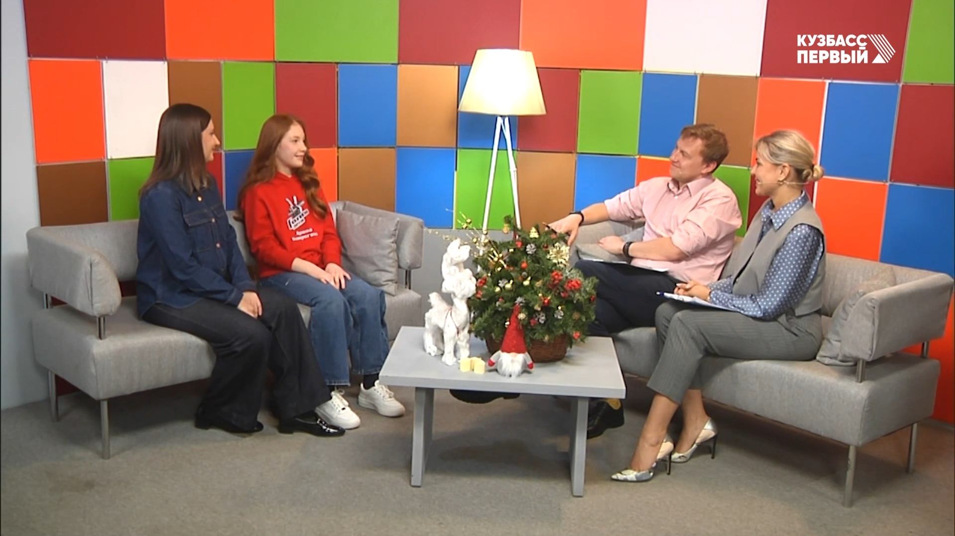 Эфир программы "Включайся" от 02.12.2025. В гостях - участница шоу "Голос. Дети"! смотреть онлайн