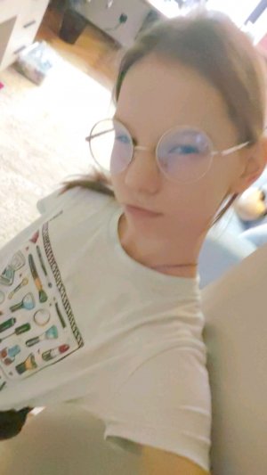 украшают и наряжаюсь