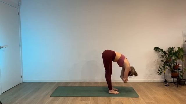 ЙОГА ДЛЯ БОДРОГО УТРА - Йога-зарядка на каждый день - Утренняя йога