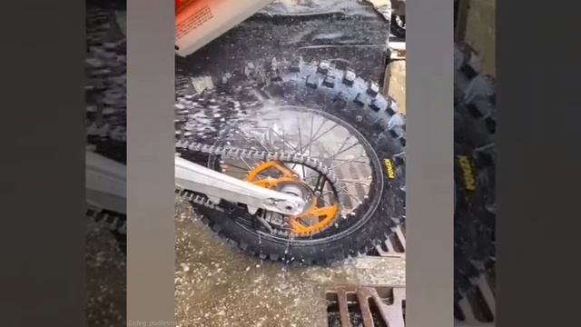 На что можно смотреть вечно? На воду, огонь и крутую новую резину от KENDA.