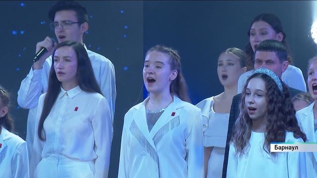 В Барнауле чествовали лучших участников «Движения Первых» смотреть онлайн