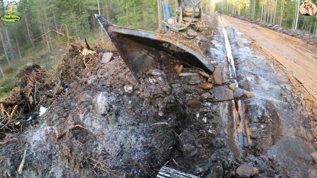 Строительство, дренажные работы на лесной дороге, следующий обзор смотреть онлайн