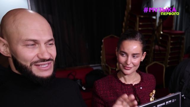 Новости Первого | Майли Сайрус подтвердила помолвку | «Stray Kids» поставила музыкальный рекорд смотреть онлайн