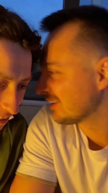 знакомлю Сашу с творчеством смотреть онлайн