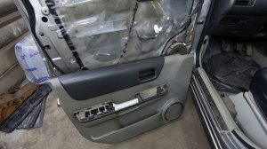 Снятие обшивки двери Nissan X-Trail T30