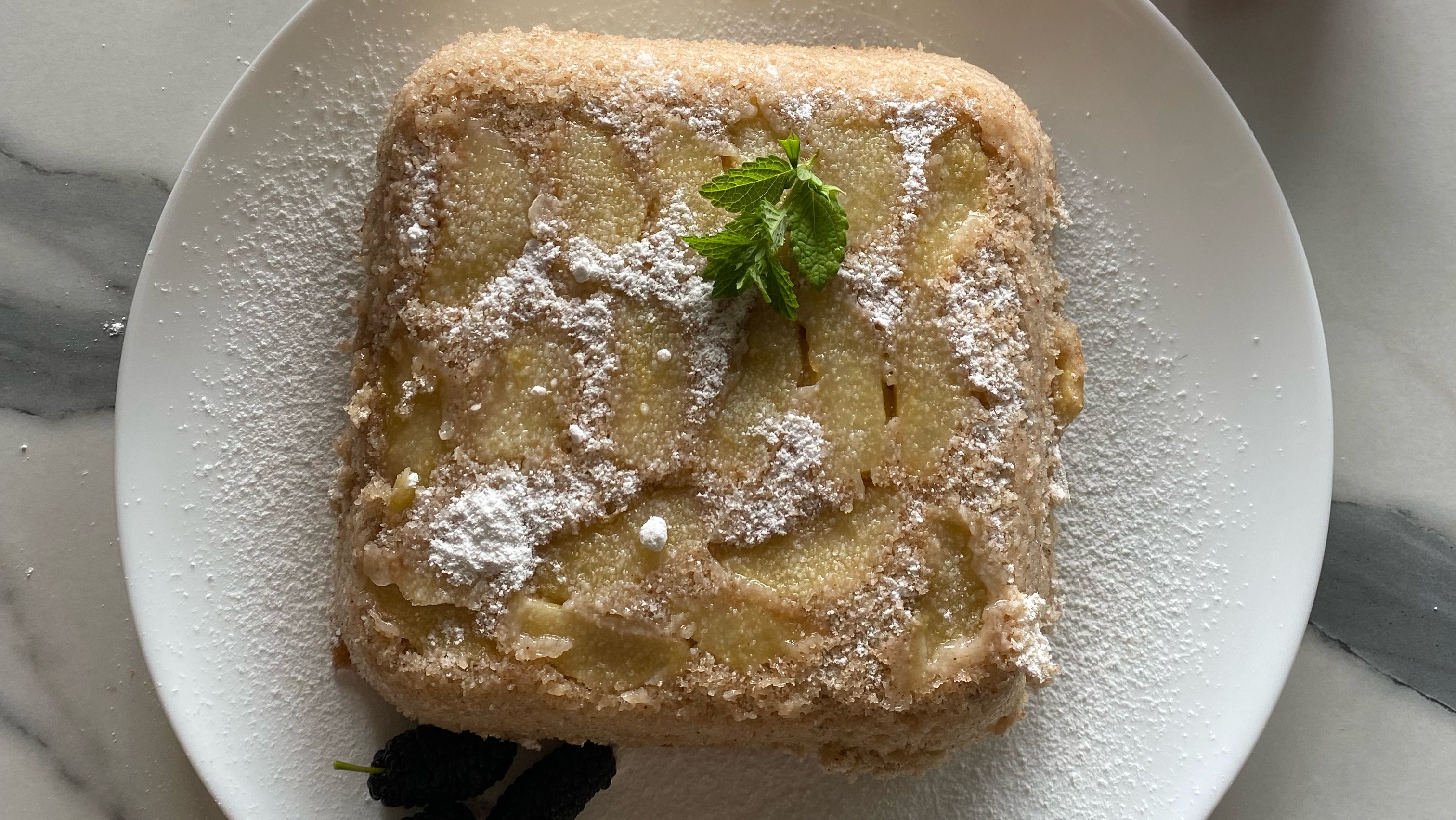 Шарлотка в микроволновке за 5 минут. Завтрак за 5 минут. смотреть онлайн