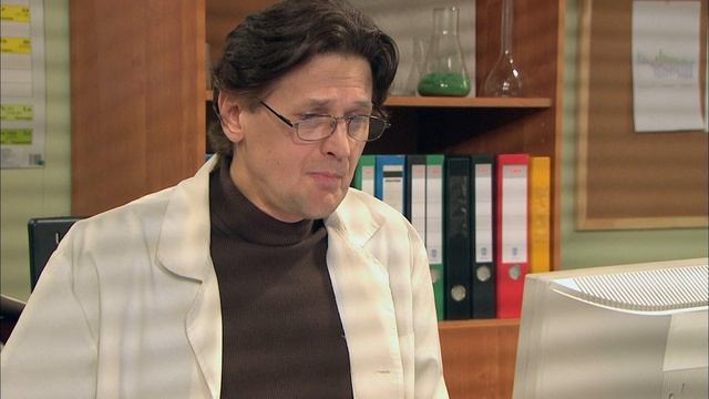 ТАКАЯ ОБЫЧНАЯ ЖИЗНЬ - 8 серия смотреть онлайн