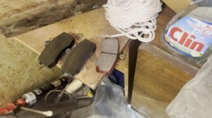 Замена тормозных колодок на новой Лада Гранте