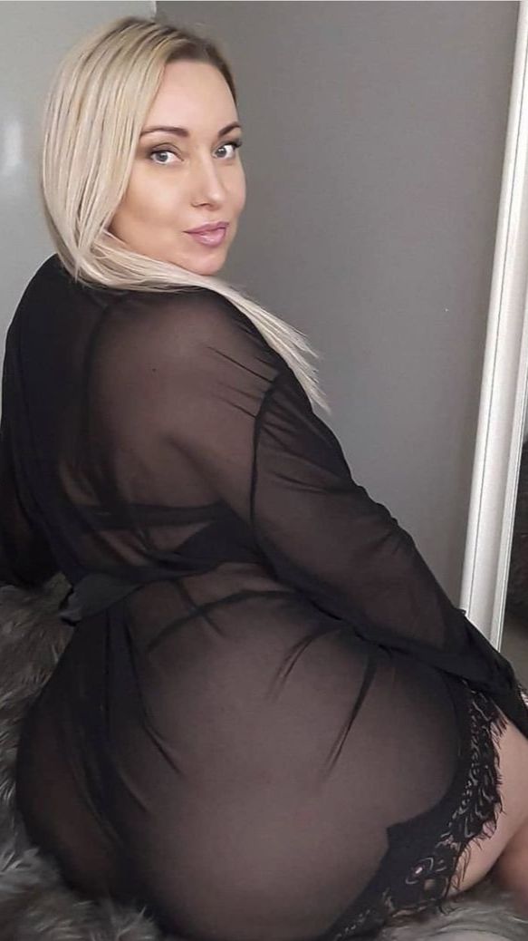 Amazing Online SCY смотреть онлайн