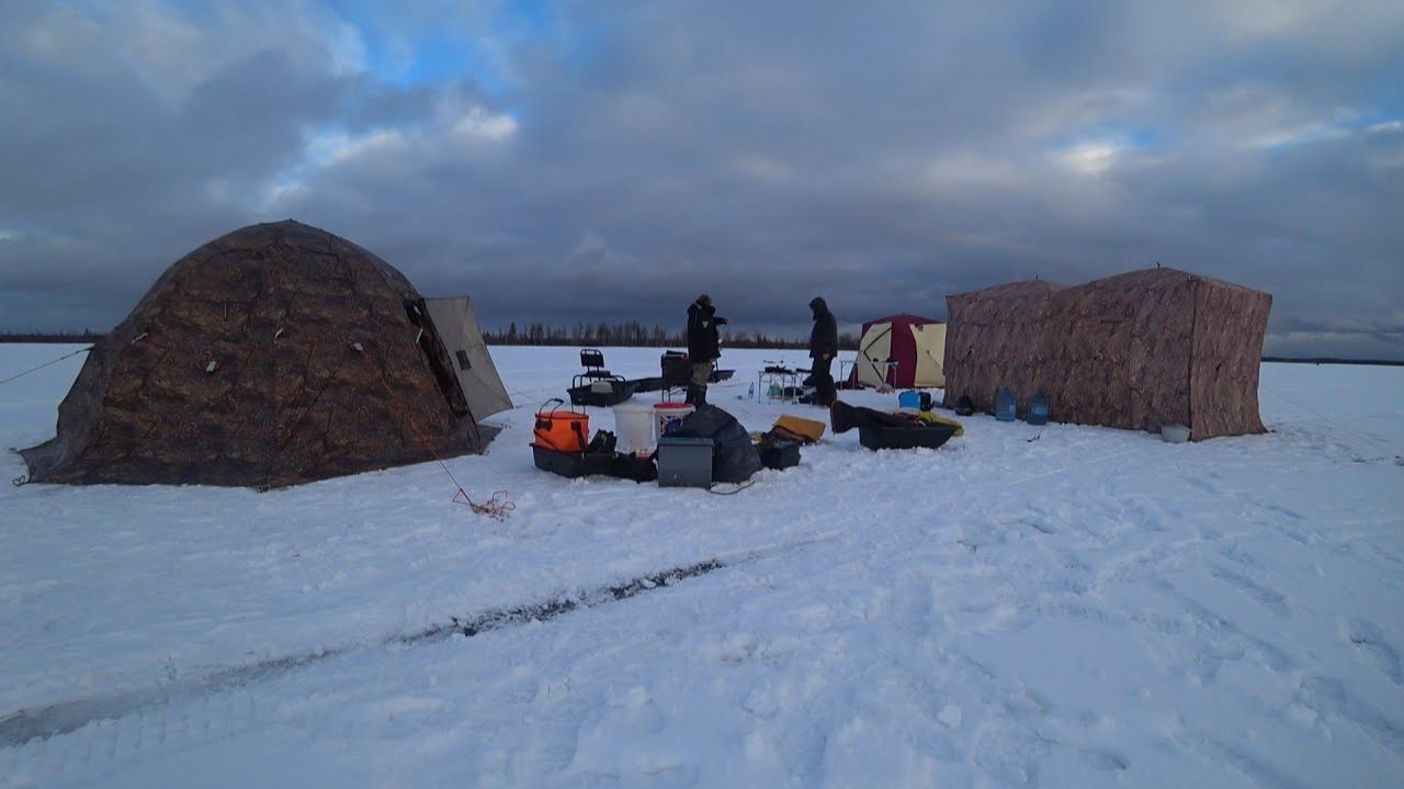 Настоящая Зимняя Русская Рыбалка в Лютый Мороз со Снегом. Экстремальные съёмки. Лучшая рыбалка смотреть онлайн