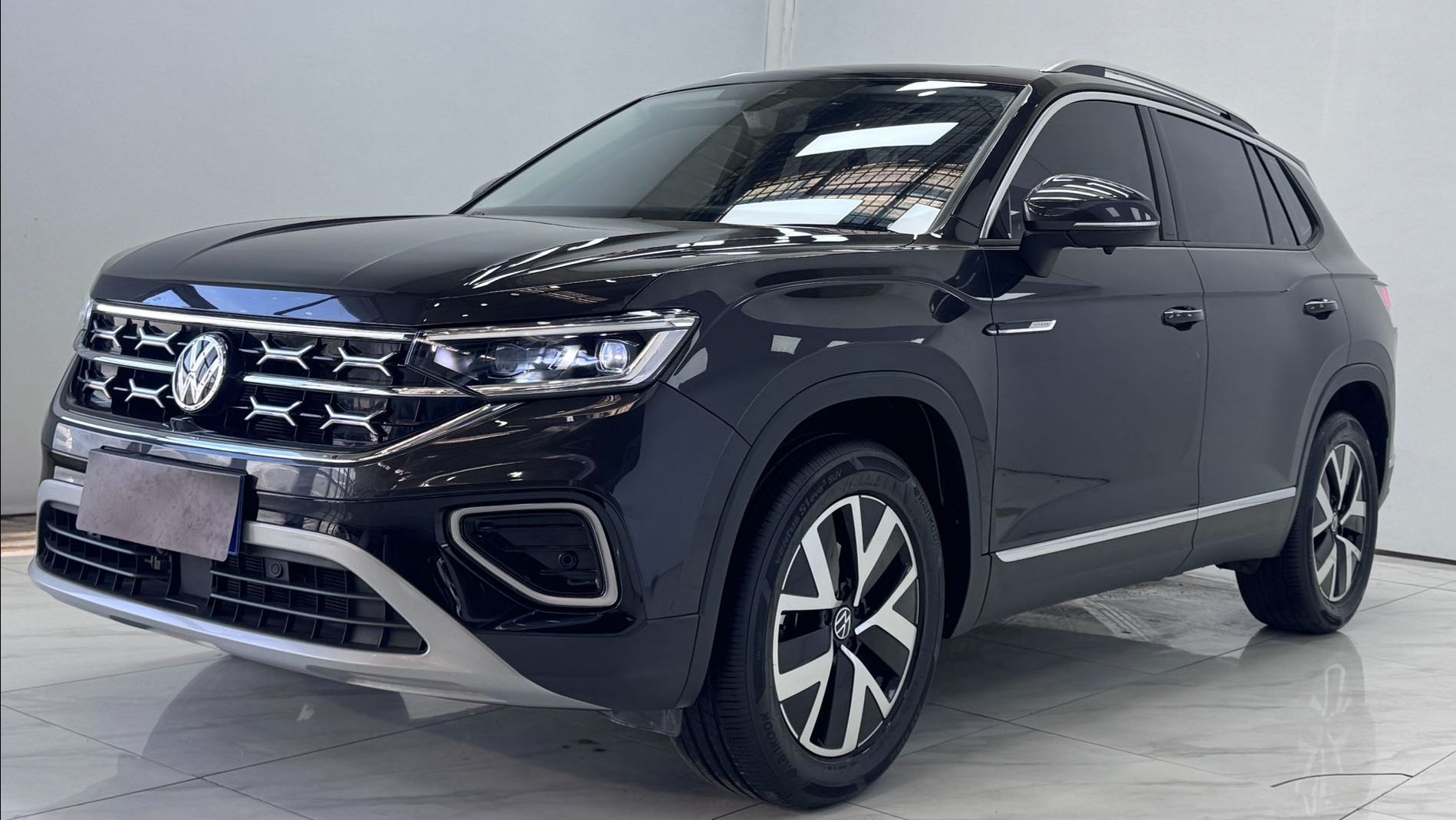 Volkswagen Tayron 2023 280TSI 2WD смотреть онлайн