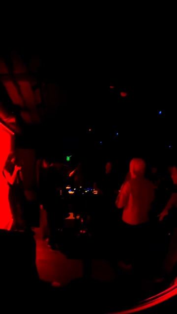 ДИДЖЕЙ-СЕТ RUSH в баре «Вечно Молодой»