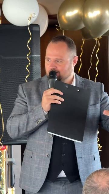 Ведущий на мероприятие от Event Boat